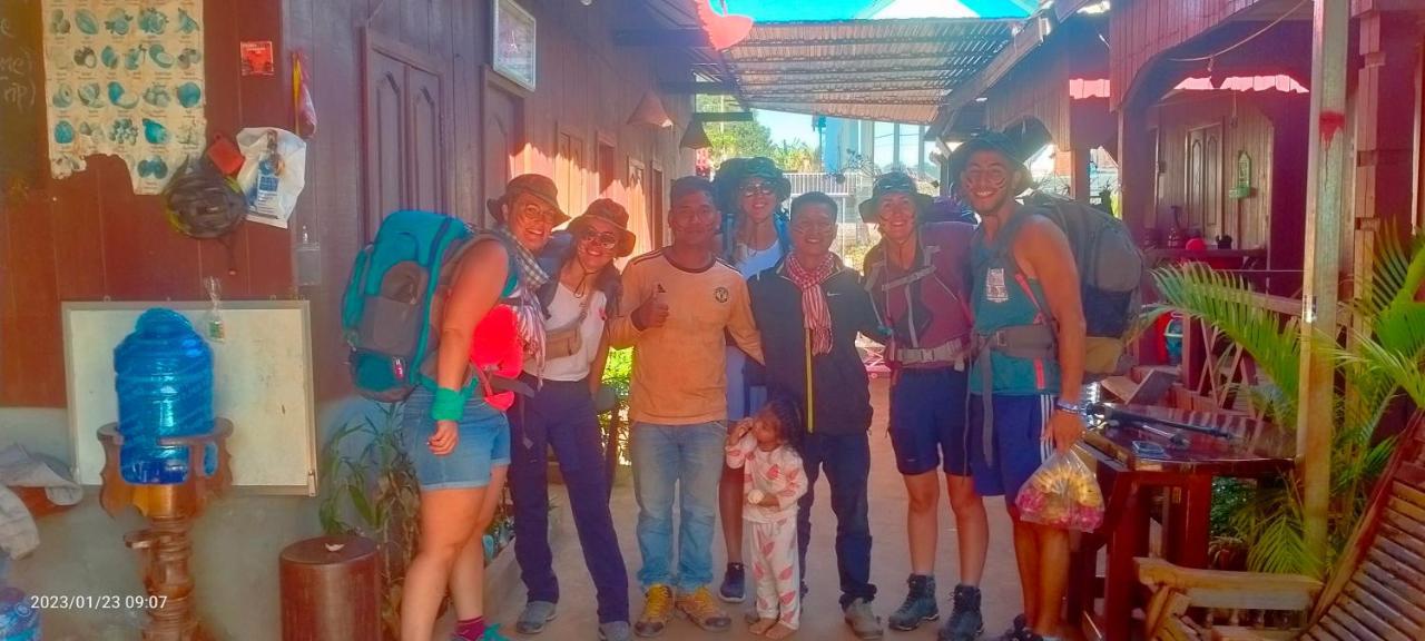 Bee Bee'S Chalets Home Stay And Trekking Banlung Exteriér fotografie