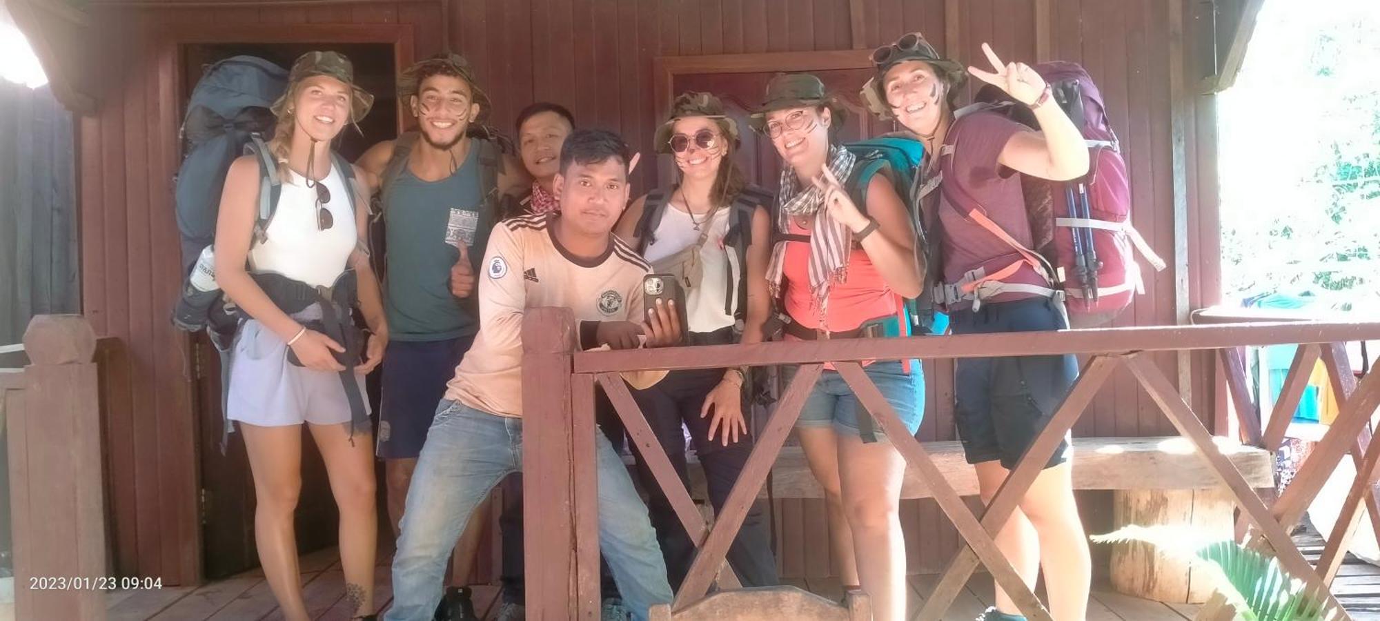 Bee Bee'S Chalets Home Stay And Trekking Banlung Exteriér fotografie