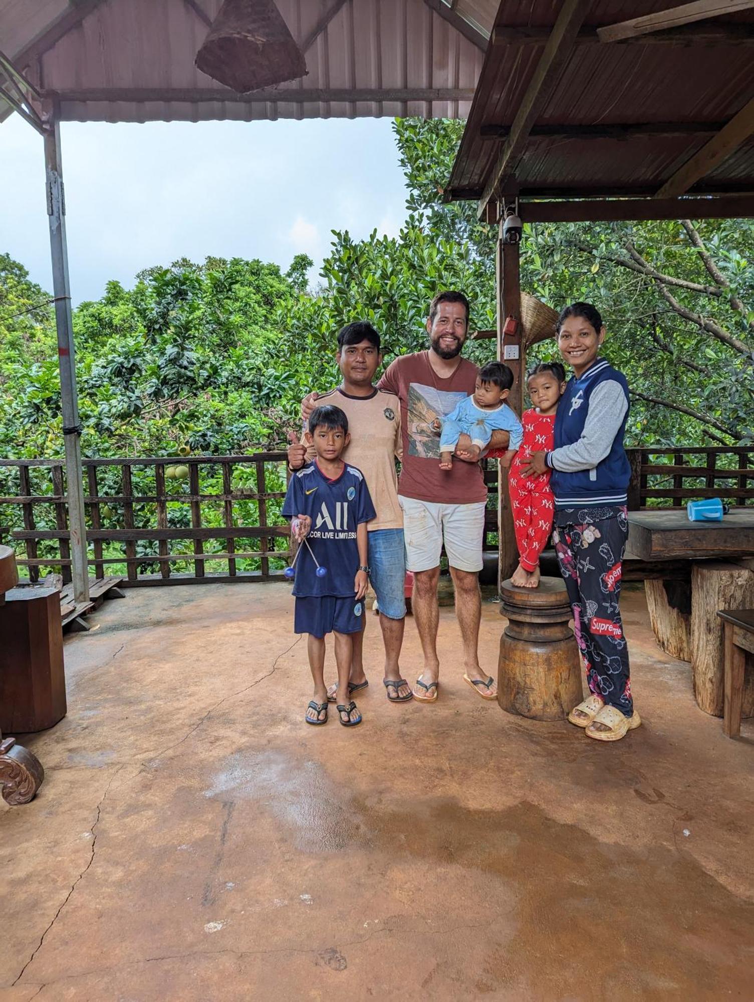 Bee Bee'S Chalets Home Stay And Trekking Banlung Exteriér fotografie