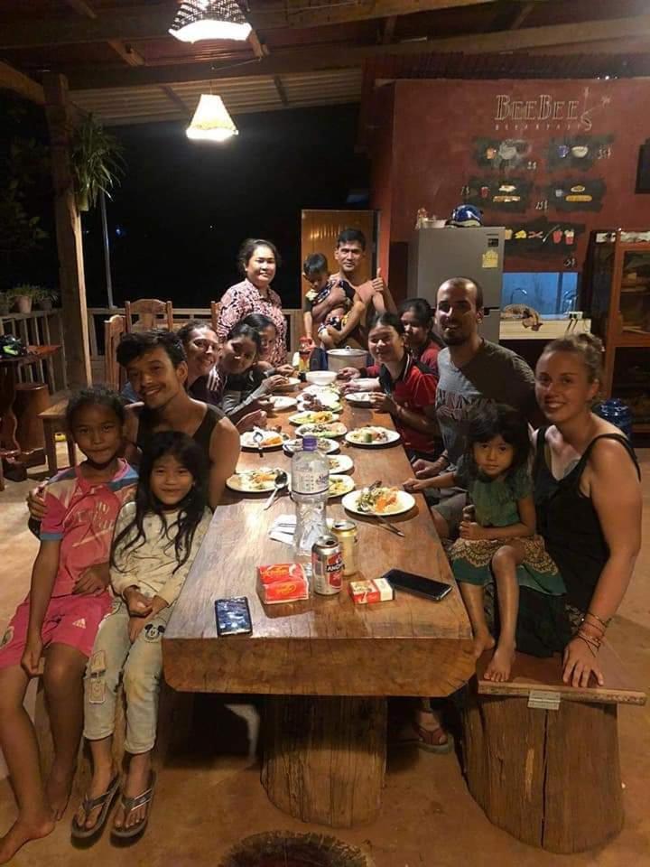 Bee Bee'S Chalets Home Stay And Trekking Banlung Exteriér fotografie